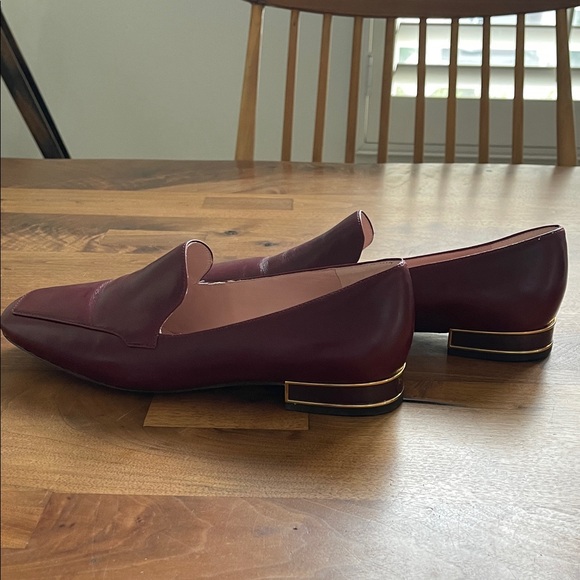 Kate Spade Deep Red Leather Loafers with Gold Trim sz 8 - Picture 6 of 7